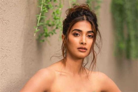 xxx with pooja hegde|Pooja Hegde: Humiliation Porn